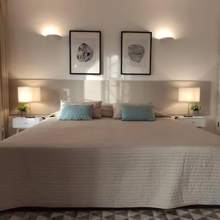 Old Village Appartement