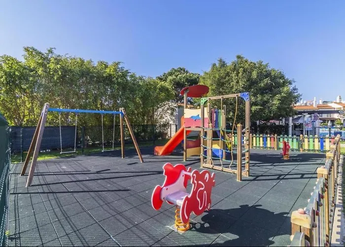 Old Village Апартаменты *